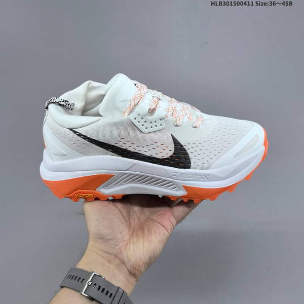 NIKE REACTX PEGASUS TRAIL 6 IS A LIGHTWEIGHT, CUSHIONED TRAIL RUNNING SHOE THAT COMBINES SPEED AND STABILITY WITH A DYNAMIC MIDFOOT DESIGN. IT FEATURES A REINFORCED HEEL AND OPTIMAL MIDFOOT SUPPORT FOR ENHANCED PERFORMANCE.