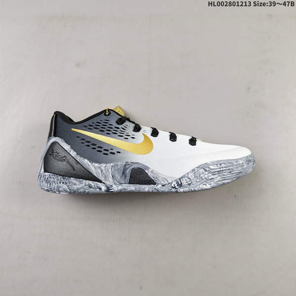 NIKE KOBE 9 LOW PROTRO MAMBACITA – CLASSIC WHITE-AND-BLACK VERSION OF THIS COMFORTABLE, VERSATILE BASKETBALL SHOE FEATURING AN ANTI-SLIP DESIGN AND DURABLE CONSTRUCTION. IT COMES WITH A SMOOTH BLACK-AND-WHITE GRADIENT COLOR SCHEME.