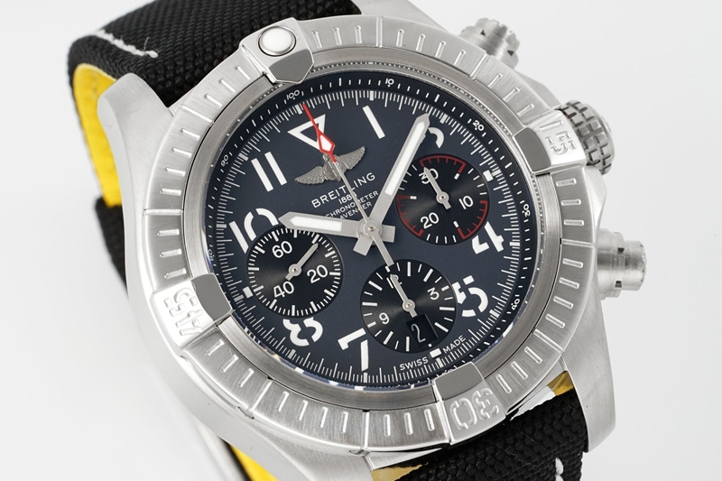 BLS Factory Breitling Avenger Top collectible watches B01 Chrono 2024 Latest Style Black Dial Nylon Strap Back Translucent