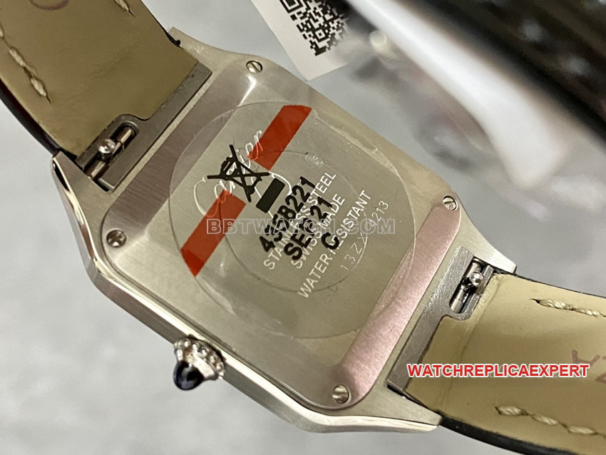 F1 factory Cartier Santos top-tier replicablack dial trumpet caseback live photo