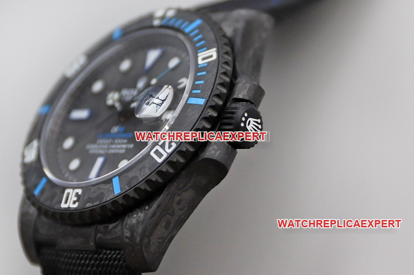 VS FactoryRolexSubmarinertop-tier 1:1super cloneblack dial carbon fiber blue ring leather strap style side live photo