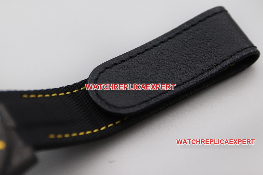 VS FactoryRolexSubmarinertop-tier replicablack dial carbon fiber yellow ring leather strap model braceletlive photos