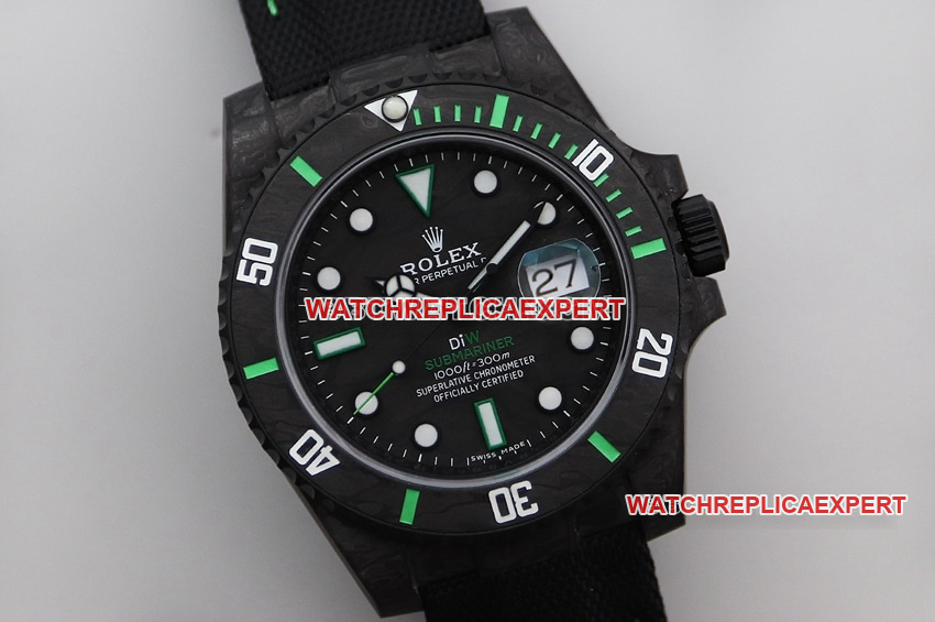 VS FactoryRolexSubmariner1:1super cloneblack dial carbon fiber green ring leather strap front live photo