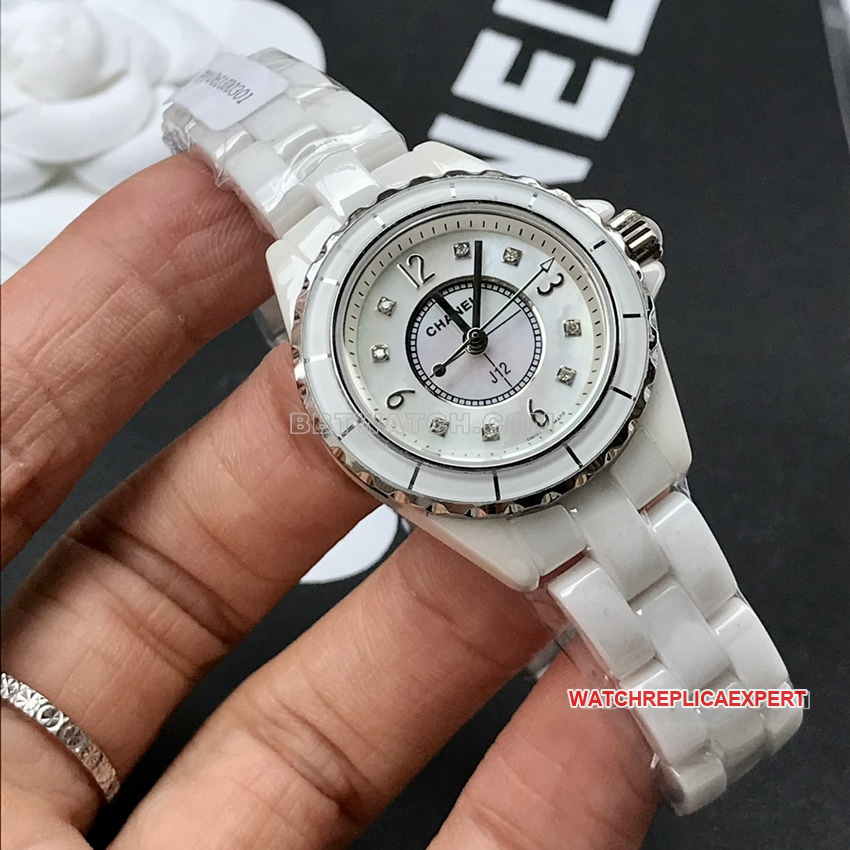 ChanelJ12super white mother of pearl plate 29mmquartzH2570front live photo