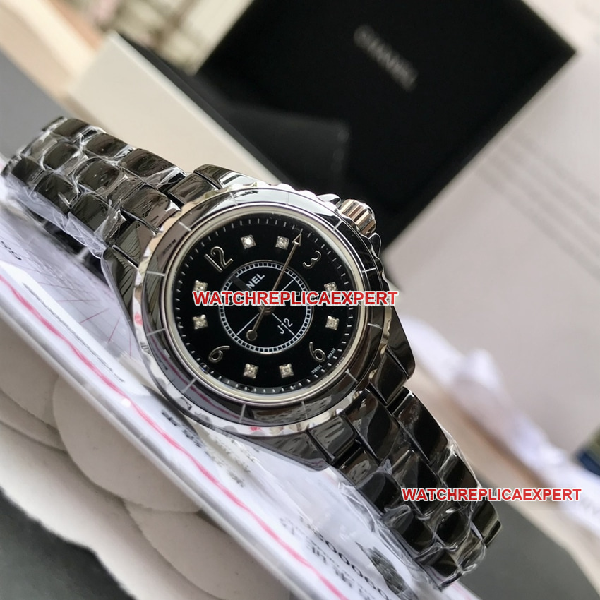 ChanelJ12top-tier 1:1high-quality replicablack dial29mmquartzH2569front live photo