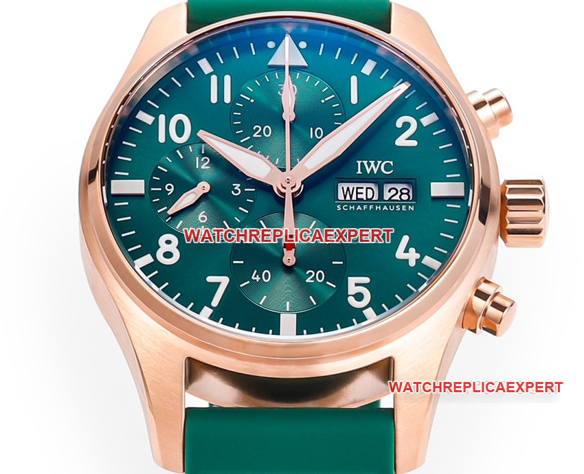 TW factory IWC pilot top-tier replicagreen dialrose gold rubber model IW388110front live photo