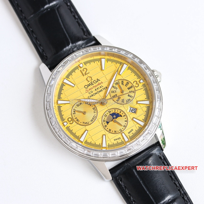 OmegaSeamaster1:1top-tier yellow white dialleather strap model 210.30.42.20.01.022front live photo