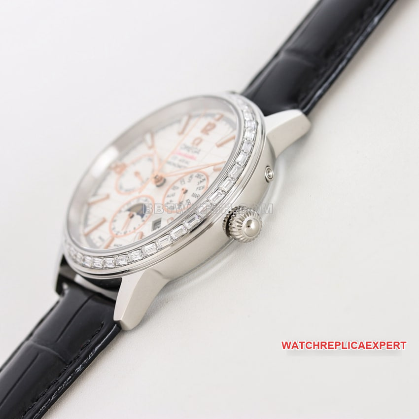 OmegaSeamaster1:1top-tier yellow white dialleather strap model 210.30.42.20.01.022side live photo