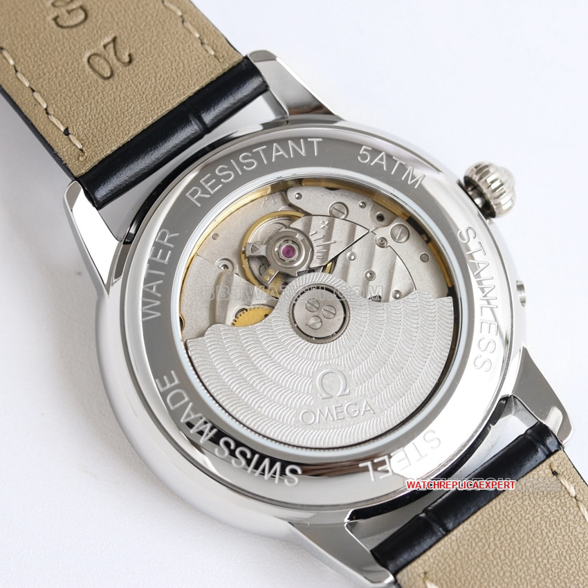 OmegaSeamastertop-tier 1:1high-quality white black dialleather strap model 210.30.42.20.01.021caseback live photo