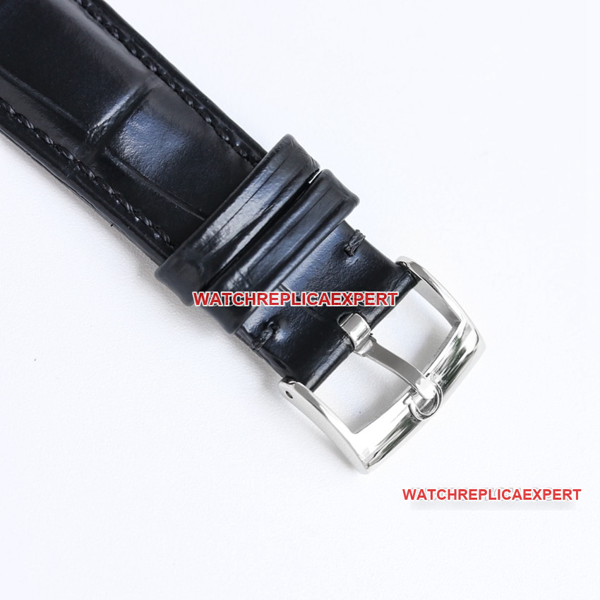 Omega Speedmaster top-tier 1:1super clonewhite dialleather strap model 332.10.41.51.01.021clasplive photos