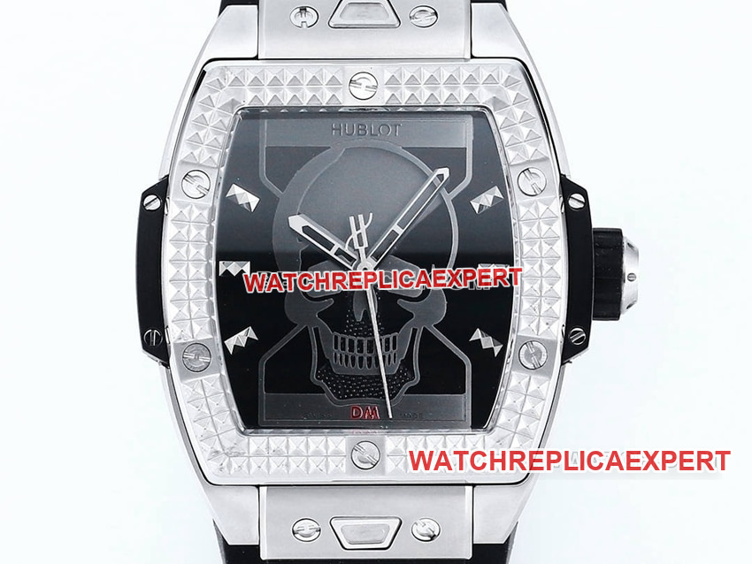 TW factory Hublot1:1super skull and hourglass patch pattern dial rubber front live photo