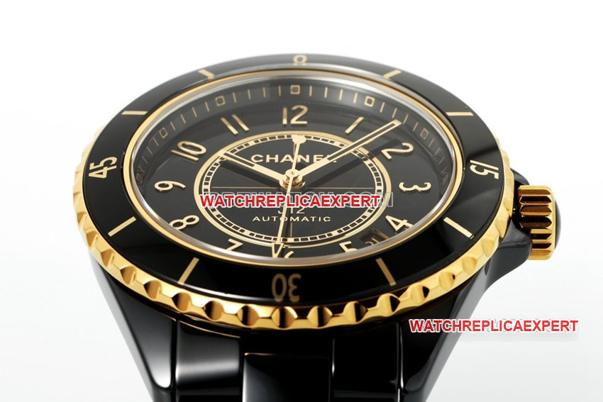 Chaneltop-tier replicablack dialyellow goldceramic bezelsteel bracelet model H9541side live photo