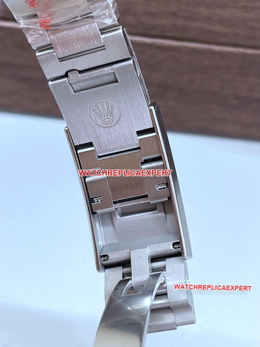 C factory Rolex Sea-Dweller top-tier 2024 new single red ghost king 126600braceletlive photos