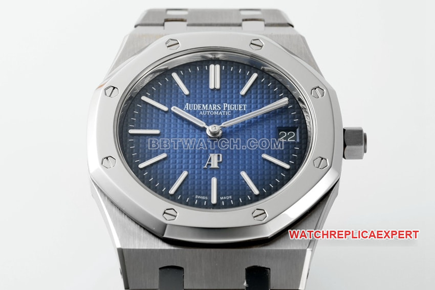 ZFAudemars PiguetRoyal Oak1:1top-tier replica2024 new smoked blue dial15202front live photo