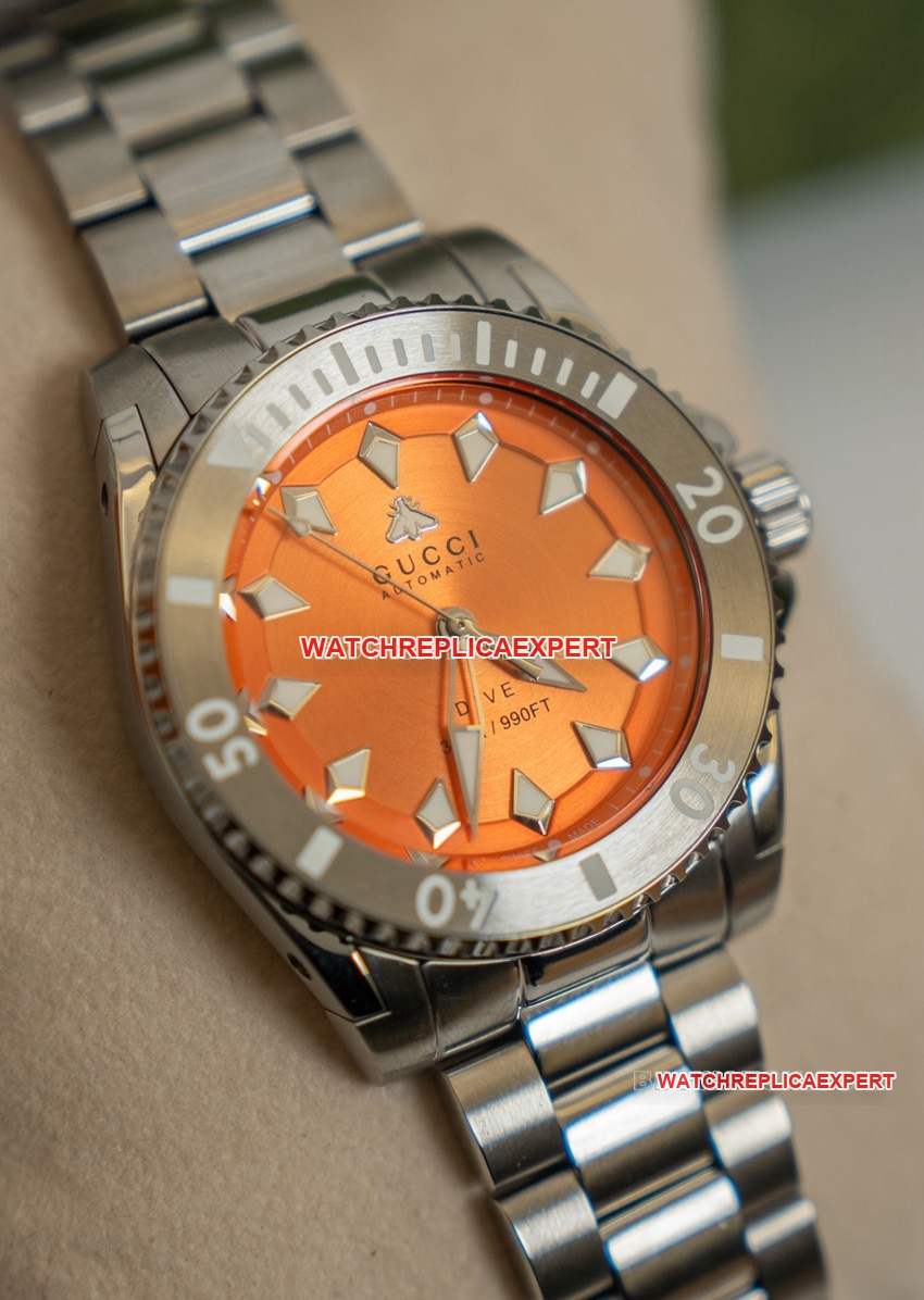 Gucci top-tier 1:1high-quality replica2024 new orange plate steel bracelet model YA136355front live photo