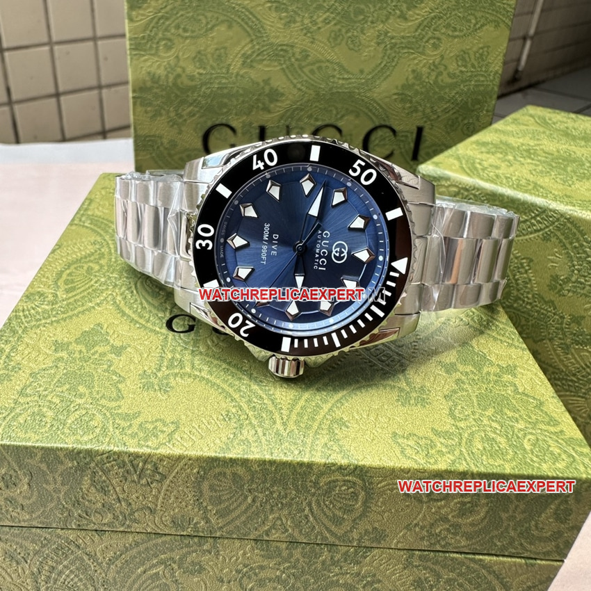 Gucci 1:1super clone2024 new blue dialsteel bracelet model YA136362front live photo