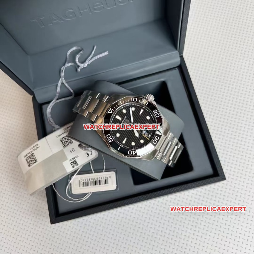 TAG Heuer Aquaracer top-tier 1:1high-quality replicablack dialsteel bracelet model WBP201A.BA0632front live photo