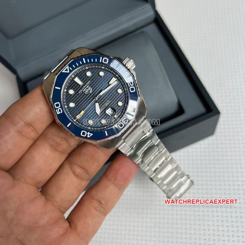 TAG Heuer Aquaracer top-tier 1:1super cloneblue dialsteel bracelet model WBP201B.BA0632front live photo