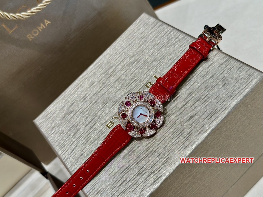 Bvlgari top white mother-of-pearl dial red model 103754 front real photo