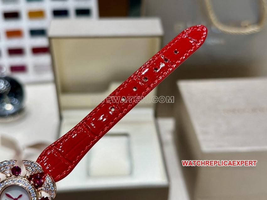 Bvlgari top white mother-of-pearl dial red model 103754 strap real photos