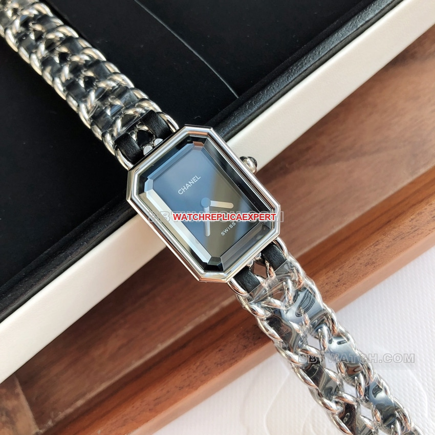 Chanel1:1top-tier black dial leather chain braceletletH0451front live photo