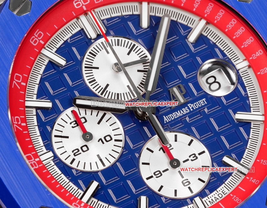 TW factory Audemars PiguetRoyal Oak offshore type 1:1super cloneblue dial red inner bezel26400front live photo