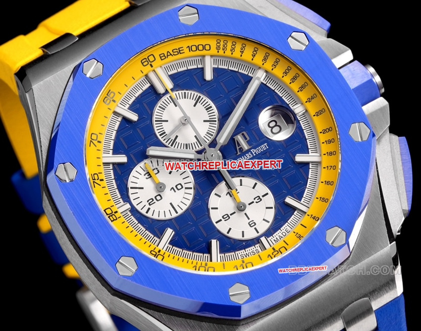 TW factory Audemars PiguetRoyal Oak offshore super cloneblue dial yellow inner bezel26400front live photo