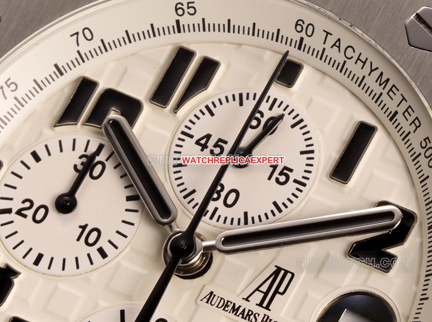 TW factory Audemars PiguetRoyal Oak offshore type 1:1super ivory white dialleather strap model 26470front live photo