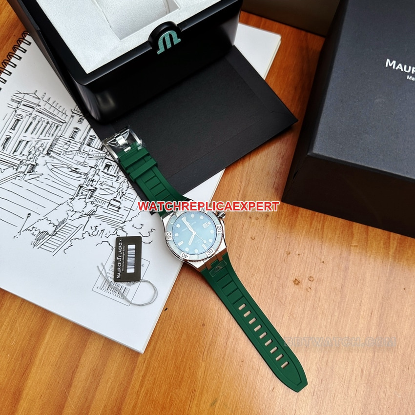 Amy 1:1super clonegreen dial rubber model AI6057front live photo