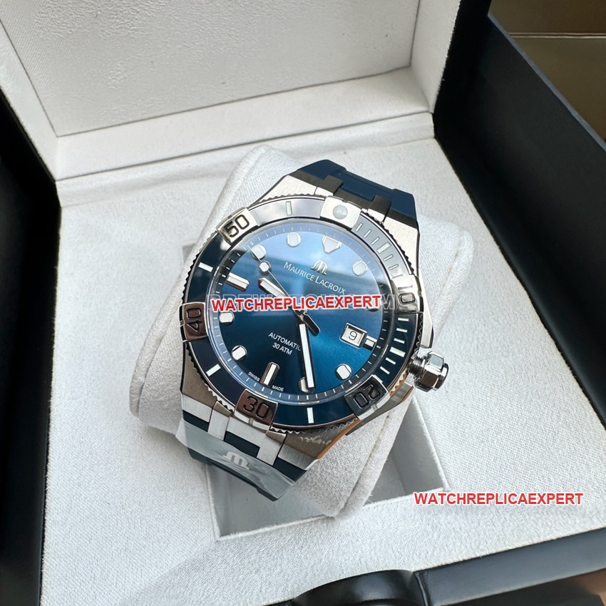Emmy 1:1super cloneblue dial rubber model AI6058front live photo