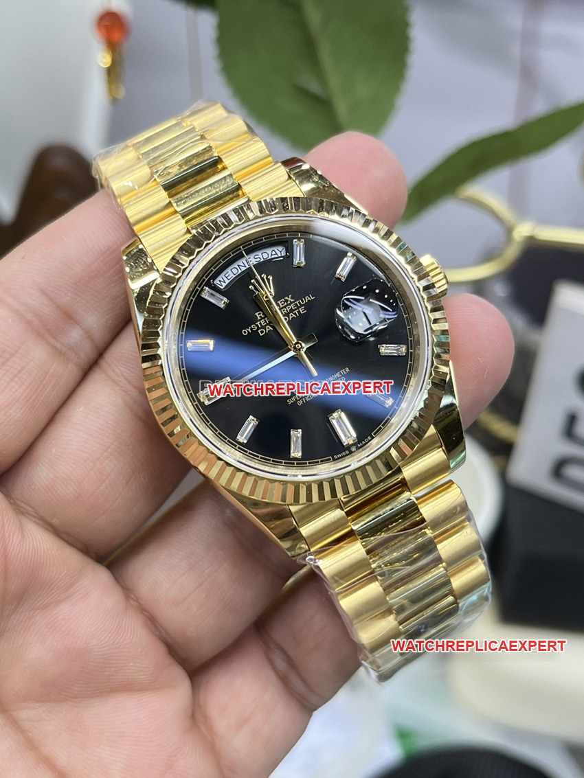 GM FactoryRolexDay-Date type 1:1top-tier black rock sugar m228238-0004front live photo