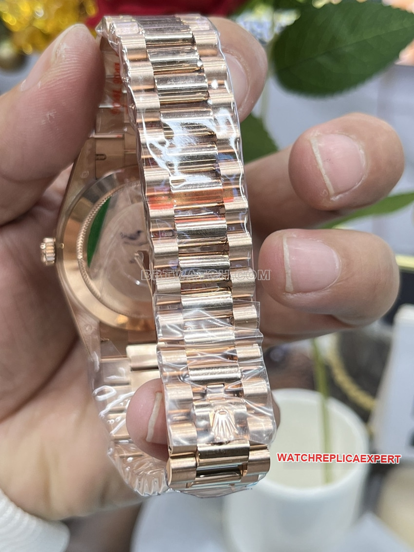 GM FactoryRolexDay-Date type top-tier 1:1high-quality replicarose gold disk braceletlive photos