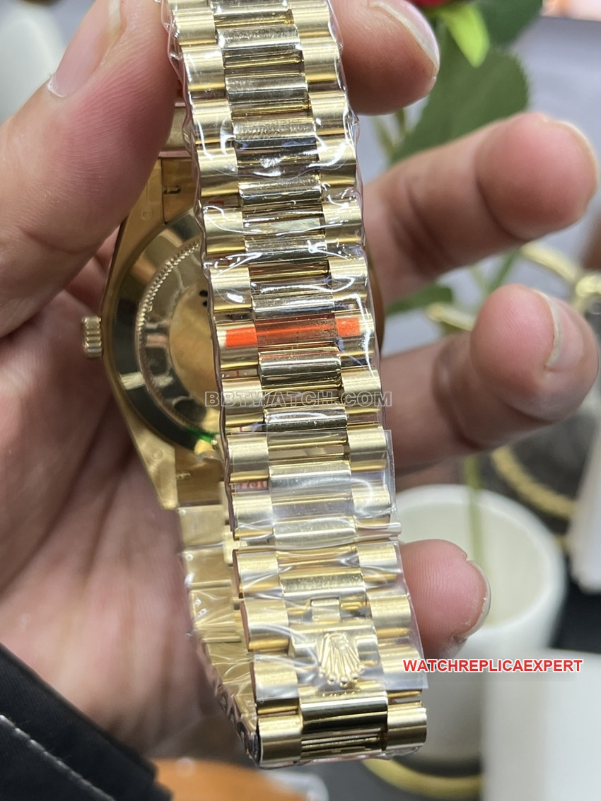 GM FactoryRolexDay-Date type top-tier 1:1super champagne tray m228238-0005braceletlive photos