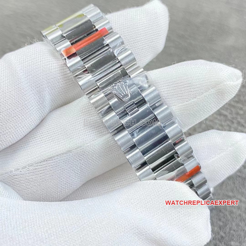 GM FactoryRolexDay-Date type 1:1super clonewhite dialm228239-0046braceletlive photos