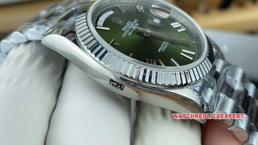 GM Factory Rolex Day-Date Super A Green Dial m228236-0008 Side Real Shot