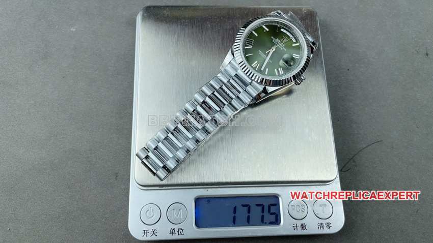GM Factory Rolex Day-Date Ultra A Green Dial m228236-0008 Front Actual Photo