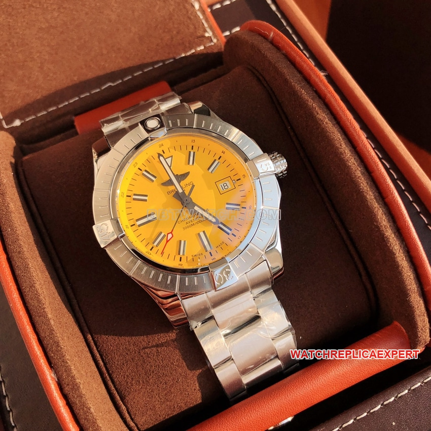 Original Breitling Avengers yellow plate steel bracelet model A17319101I1A1front live photo