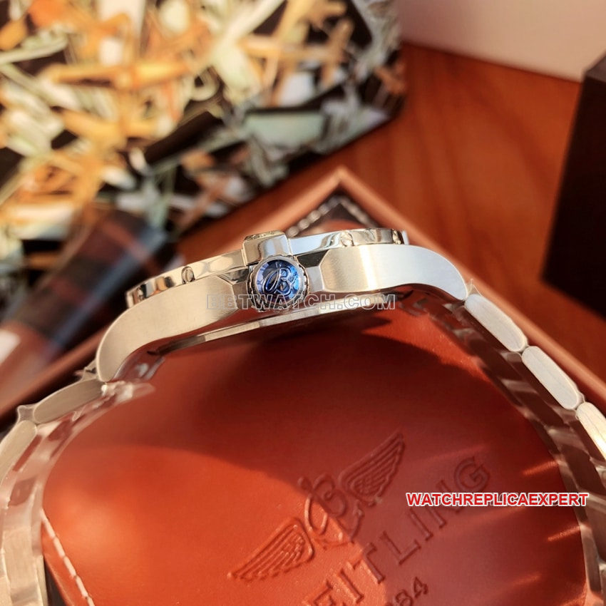 Original Breitling Avengers yellow plate steel bracelet model A17319101I1A1side live photo