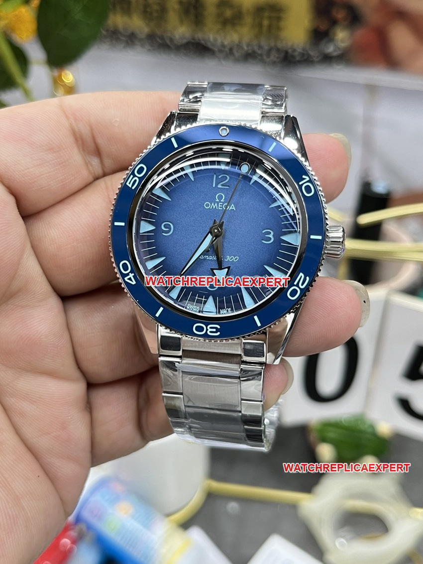 VS FactoryOmegaSeamaster1:1top-tier replicablue dial234.30.41.21.03.002front live photo