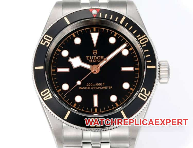 3TTudor Biwan top-tier replicablack dialsteel bracelet model 79230Nfront live photo