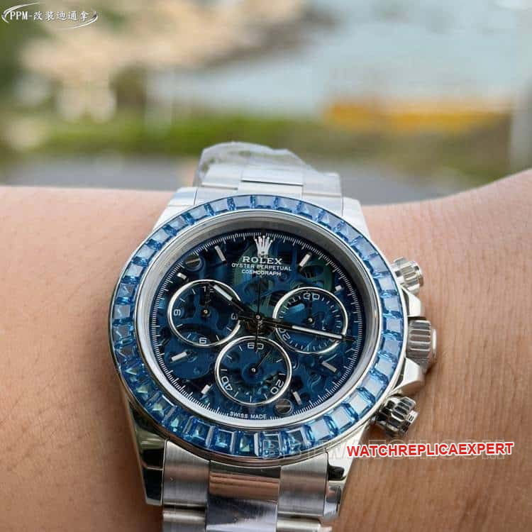 PPMRolexDaytonatop-tier blue hollow dialdiamond bezelsteel bracelet front live photo