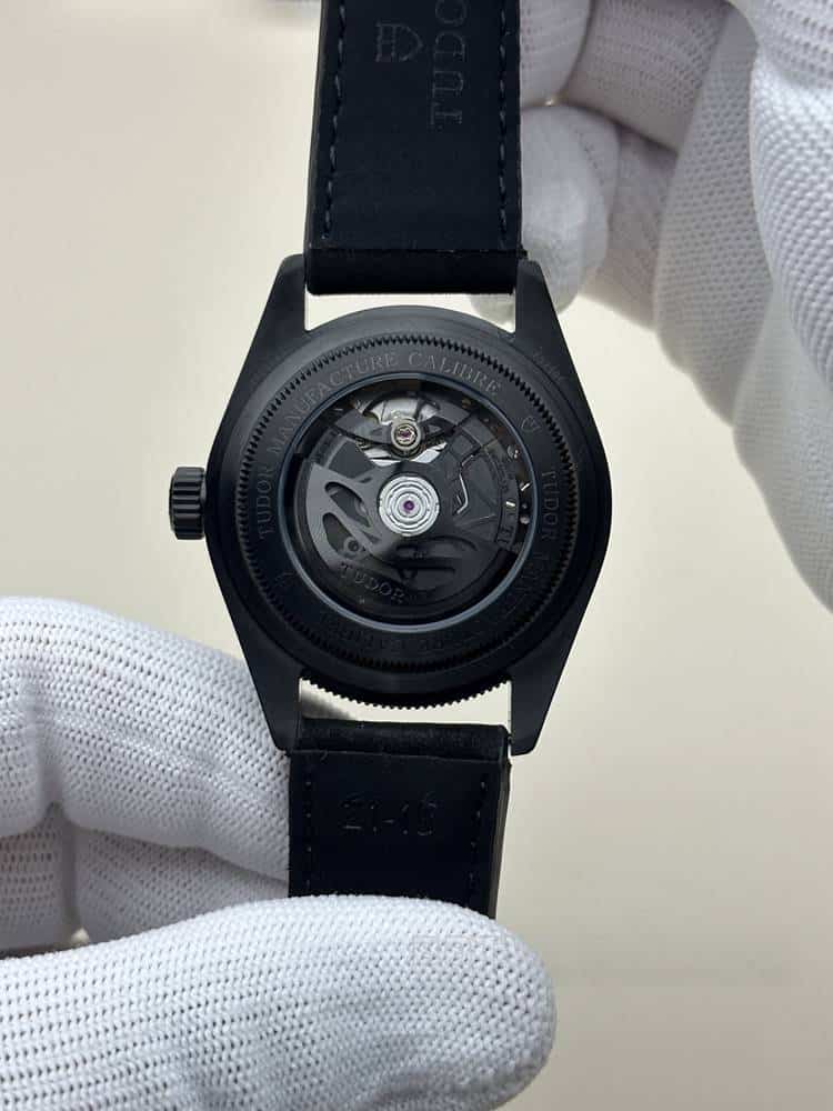 GRTudor Biwan top-tier 1:1super cloneblack dialleather strap model M79210caseback live photo