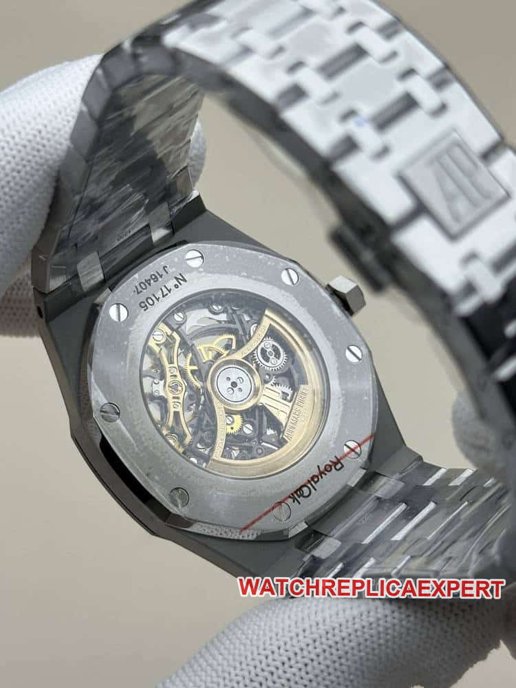 THBAudemars PiguetRoyal Oaktop-tier dark gray hollow plate steel bracelet model 15407caseback live photo