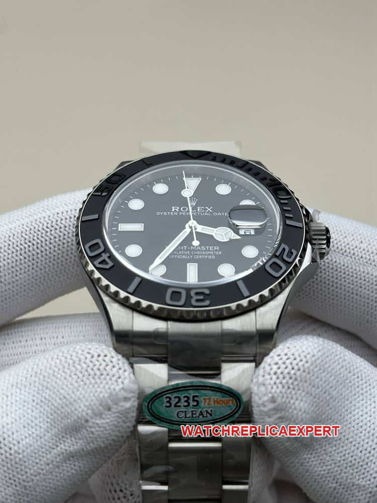 CleanRolex Yacht-Mastersuper cloneblack dialtitanium226627front live photo