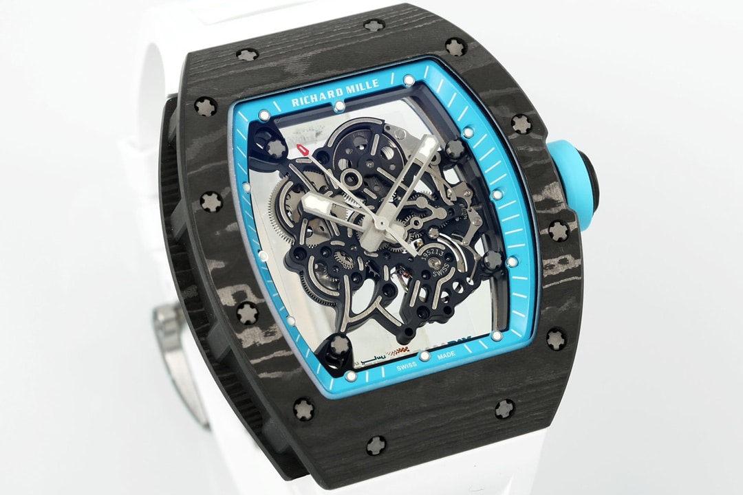 APSRichard Milletop-tier 1:1high-quality carbon fiber case white rubber model RM055front live photo