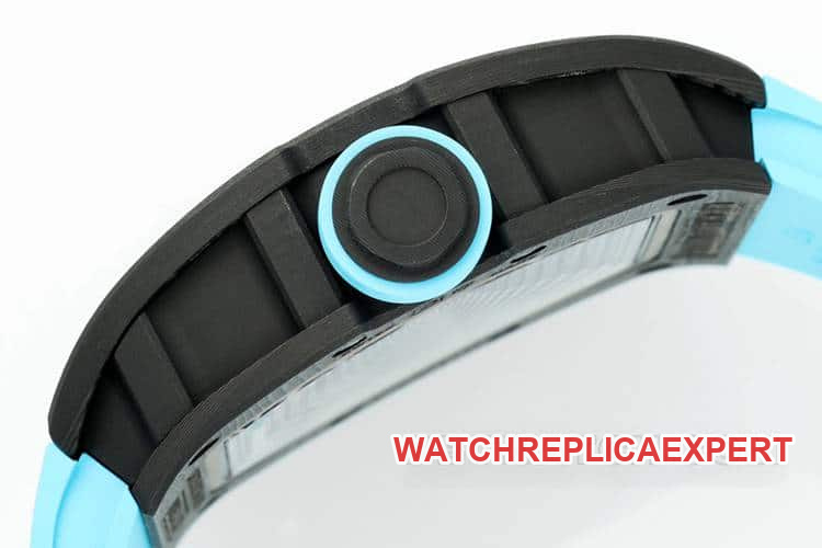 APSRichard Milletop-tier carbon fiber case blue rubber model RM055side live photo