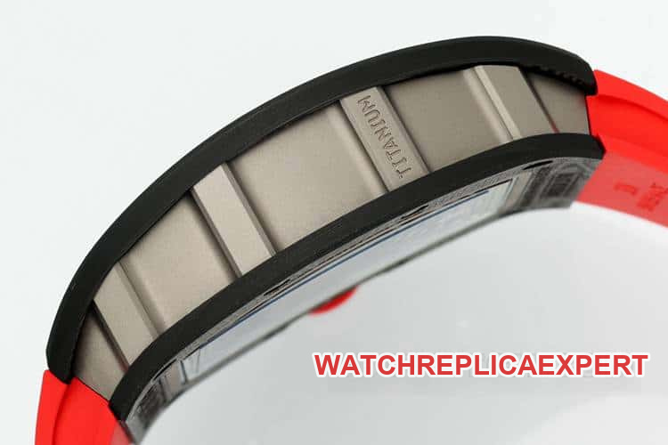 APSRichard Millesuper carbon fiber case red rubber model RM055side live photo