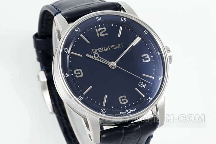 APSAudemars PiguetCODEtop-tier replicablue dialleather strap model 15210front live photo