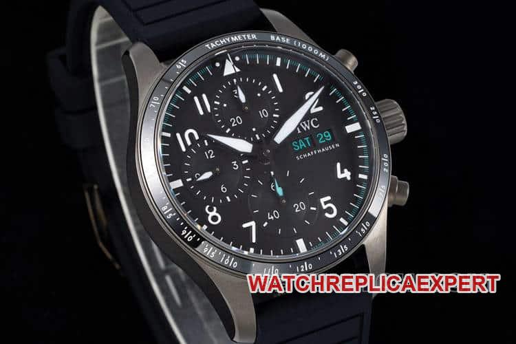 BLSIWC pilot top-tier 1:1high-quality replicablack dialchronograph rubber model IW388306front live photo