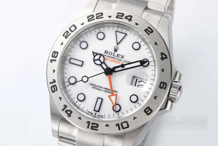 CleanRolex Explorer top-tier replicawhite dialsteel bracelet model 226570front live photo